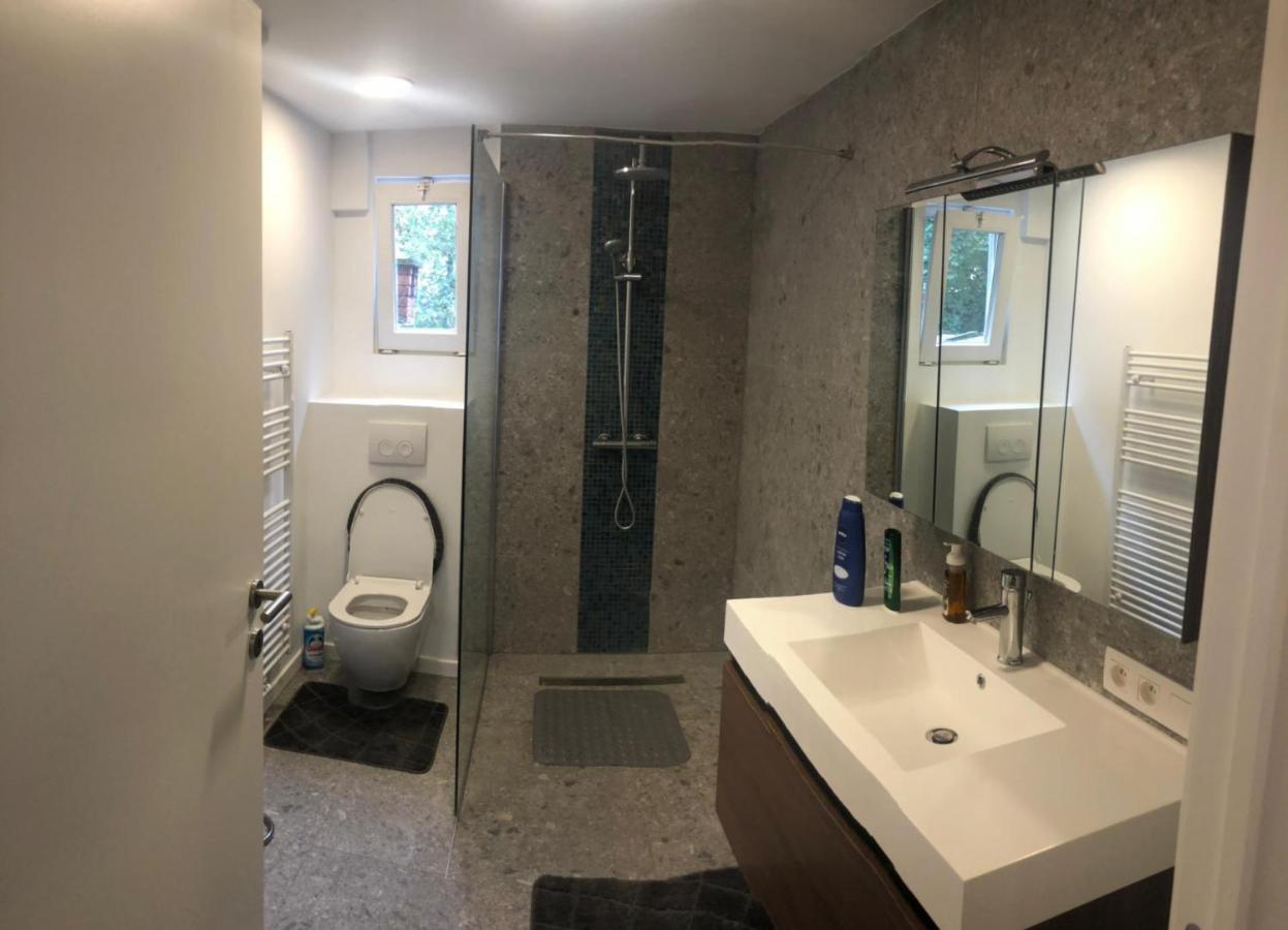 Konac Apartamento Antuérpia Exterior foto